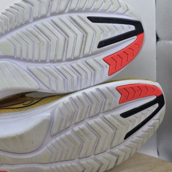 Size 10- Saucony Women's Kinvara 13 Running Shoe, VIZIGLD/VIZIRED, - Picture 8 of 10